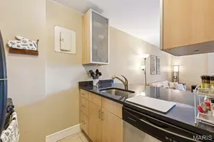 210 N 17th St, Saint Louis, MO 63103 - Photo 7