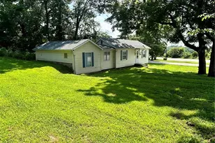 615 N Old Hwy 66, Bourbon, MO 65441 - Photo 3