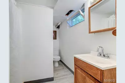 8616 Elwyn Drive, Hazelwood, MO 63042 - Photo 25