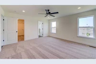 2025 Maryland Oaks Circle, Maryland Heights, MO 63146 - Photo 31