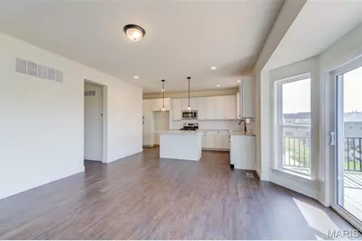 2025 Maryland Oaks Circle, Maryland Heights, MO 63146 - Photo 15
