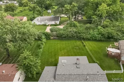 121 Foxtree Drive, Hazelwood, MO 63042 - Photo 37