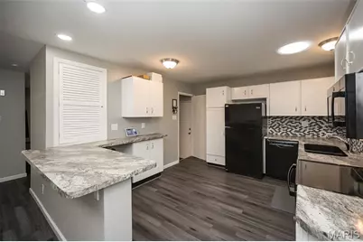 121 Foxtree Drive, Hazelwood, MO 63042 - Photo 13