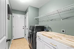 116 Central Park Ave, Wentzville, MO 63385 - Photo 25