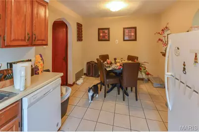 5050 Potomac Street, Saint Louis, MO 63139 - Photo 3