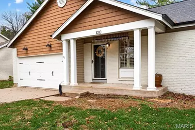 1010 Bridle Spur Lane, Lake Saint Louis, MO 63367 - Photo 5