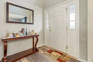 3349 Bent Water Pl, Saint Charles, MO 63301 - Photo 3