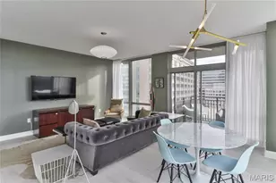 4909 Laclede Ave, Saint Louis, MO 63108 - Photo 9