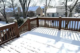 914 Palm Bay Dr, Ballwin, MO 63021 - Photo 5