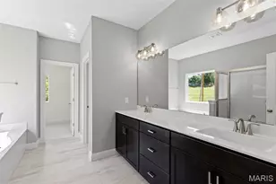 2 Pin Oak At Langeneckert Farms Estates, Saint Louis, MO 63129 - Photo 17