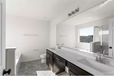 12201 Louiselle Park Drive, Maryland Heights, MO 63146 - Photo 7