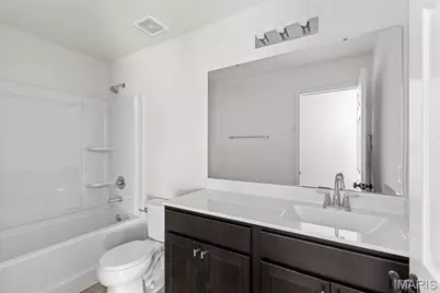 12201 Louiselle Park Drive, Maryland Heights, MO 63146 - Photo 11