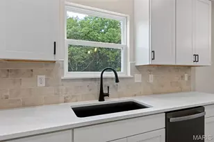 2213 Rule Ave, Maryland Heights, MO 63146 - Photo 23