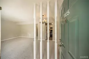 9135 Wrenwood Ln, Brentwood, MO 63144 - Photo 3