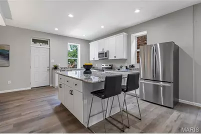 3447 Dunnica, Saint Louis, MO 63118 - Photo 9