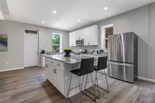 3447 Dunnica, Saint Louis, MO 63118 - Photo 9