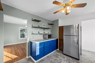 8506 Mathilda Ave, Saint Louis, MO 63123 - Photo 19