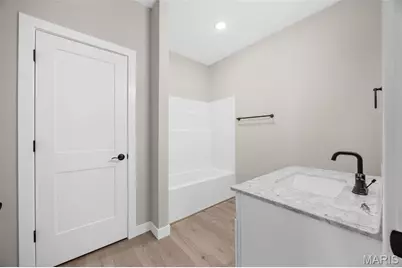227 Pierce View Circle #29B, Wentzville, MO 63385 - Photo 25
