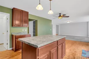 943 Shadow Pine Dr, Fenton, MO 63026 - Photo 27