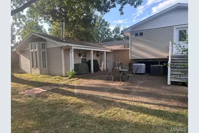 303 Kennedy Drive, Sikeston, MO 63801 - Photo 7