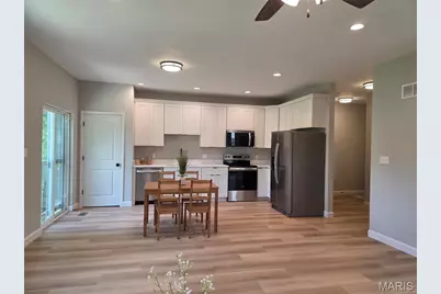 10107 Niblic Drive, Overland, MO 63114 - Photo 7