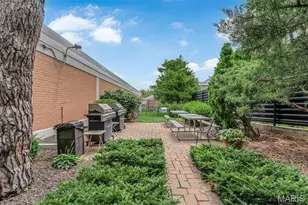 900 S Hanley Rd, Clayton, MO 63105 - Photo 23