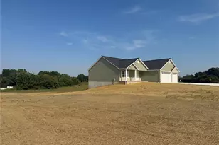 4 Alpine Dr, Troy, MO 63379 - Photo 3