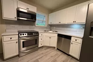 10719 Trask Dr, Dellwood, MO 63136 - Photo 7