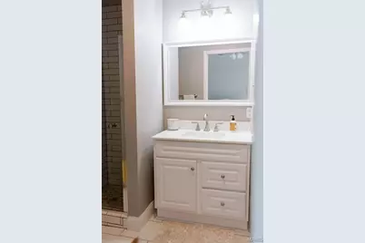 4249 Castleman Avenue, Saint Louis, MO 63110 - Photo 5