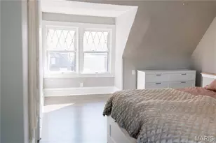 4249 Castleman Ave, Saint Louis, MO 63110 - Photo 9