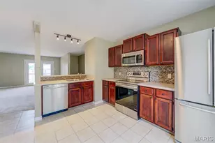 104 Sugar Bend Ct, Saint Charles, MO 63376 - Photo 9