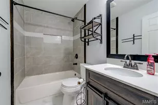 104 Sugar Bend Ct, Saint Charles, MO 63376 - Photo 15