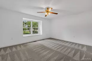 402A Middletown Rd, Warrenton, MO 63383 - Photo 5