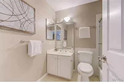 13503 Coliseum Drive, Chesterfield, MO 63017 - Photo 21