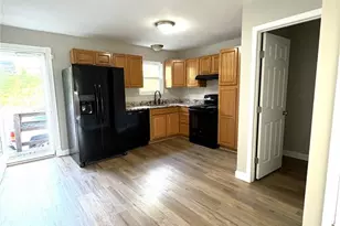 1630 Meyer Dr, Saint Charles, MO 63303 - Photo 3