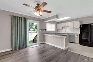 1642 Florine Blvd, Saint Charles, MO 63303 - Photo 9