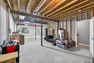 24 Hawthorne Ct, O'Fallon, MO 63366 - Photo 43