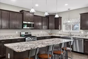 24 Hawthorne Ct, O'Fallon, MO 63366 - Photo 23