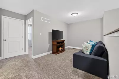 24 Hawthorne Court, O'Fallon, MO 63366 - Photo 25