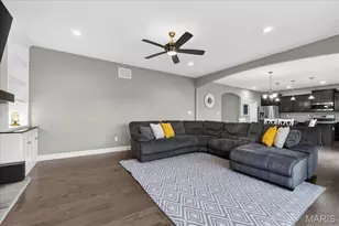 24 Hawthorne Ct, O'Fallon, MO 63366 - Photo 19