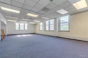 7530 Maryland Ave, Clayton, MO 63105 - Photo 11
