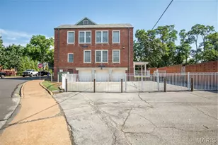 7530 Maryland Ave, Clayton, MO 63105 - Photo 3