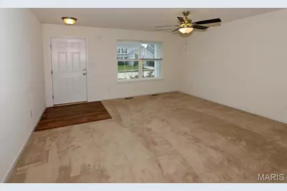 608 Palisades Drive, Saint Charles, MO 63301 - Photo 3