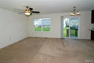 608 Palisades Dr, Saint Charles, MO 63301 - Photo 7