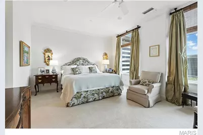 8025 Maryland Avenue #10E, Saint Louis, MO 63105 - Photo 25