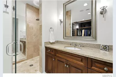 8025 Maryland Avenue #10E, Saint Louis, MO 63105 - Photo 11