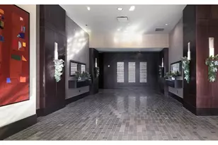 8025 Maryland Ave, Saint Louis, MO 63105 - Photo 5