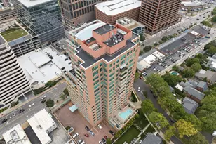 8025 Maryland Ave, Saint Louis, MO 63105 - Photo 51