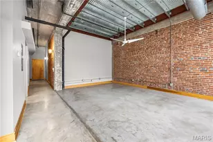 2201 Locust St, Saint Louis, MO 63103 - Photo 3