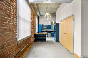 2201 Locust St, Saint Louis, MO 63103 - Photo 7